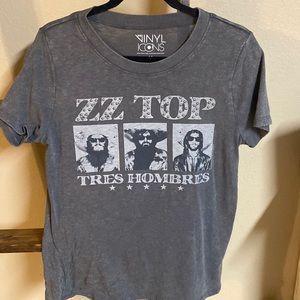 Grey ZZ Top graphic tee.